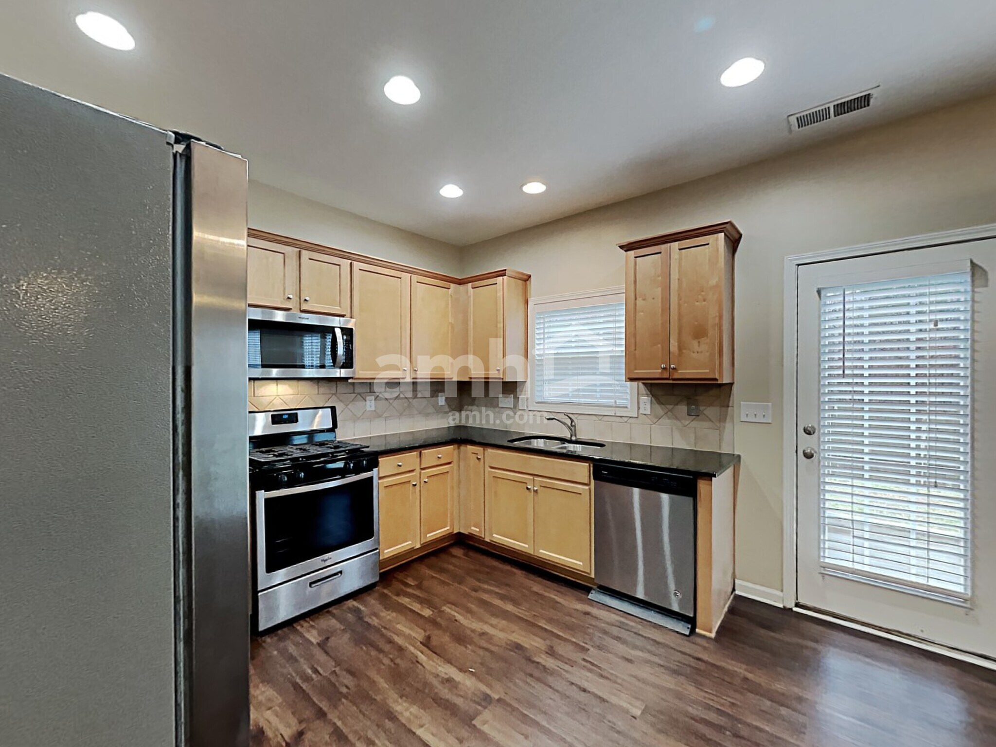 Building Photo - 2607 Swansong Ln
