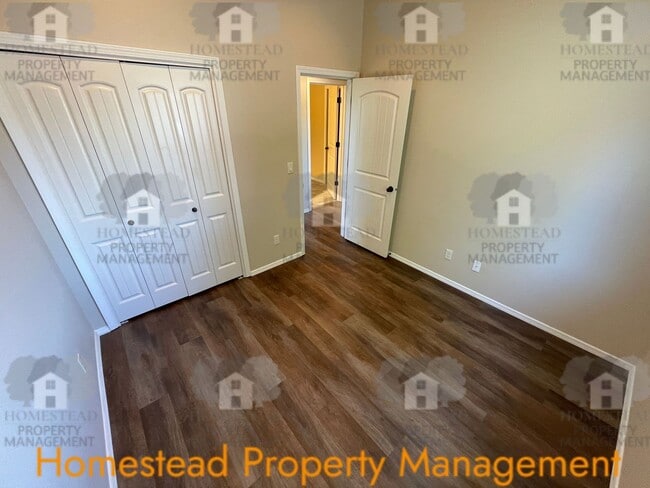 Building Photo - 1449-1451 Northgate Dr.