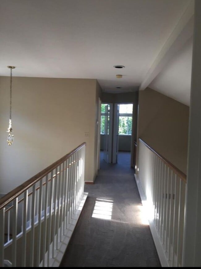 Building Photo - Pleasanton Shadow Cliffs, 3 Bed. 2.5 Bath, Near Top Schools!