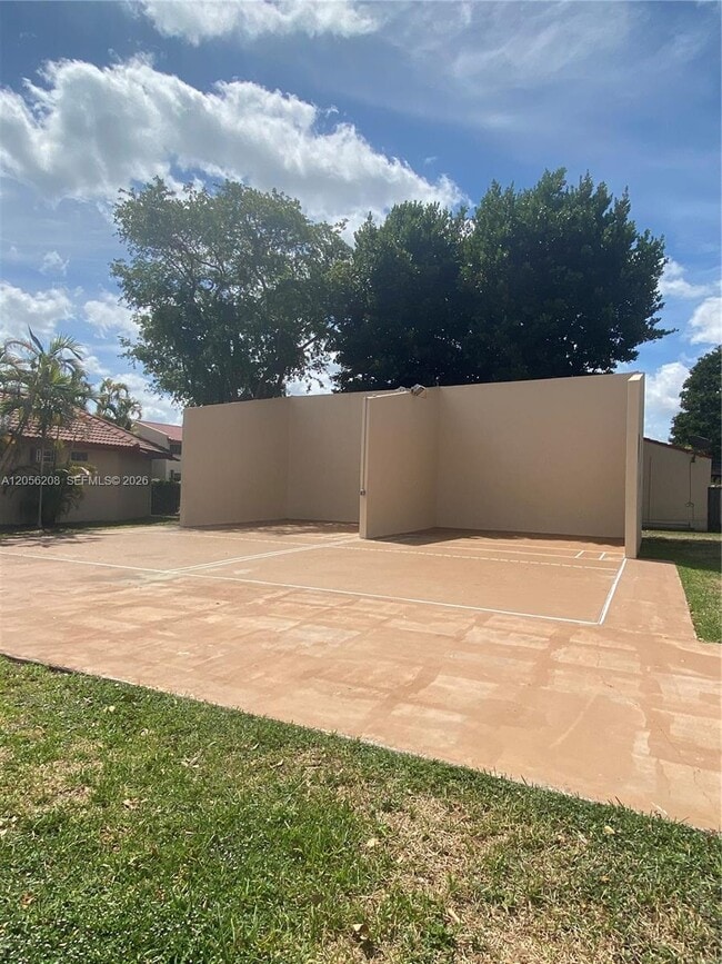Building Photo - 8947 SW 149th Pl