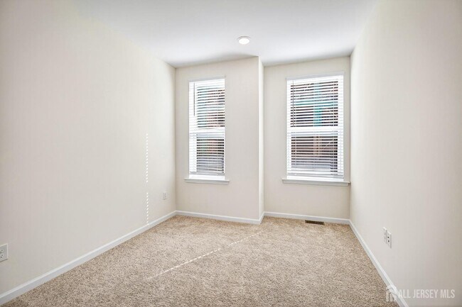 Building Photo - 507 Sadie Cir