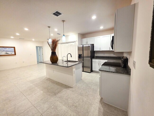 Building Photo - Vero Beach Rentals. Vero Beach Rent, LLC and Property Management Company