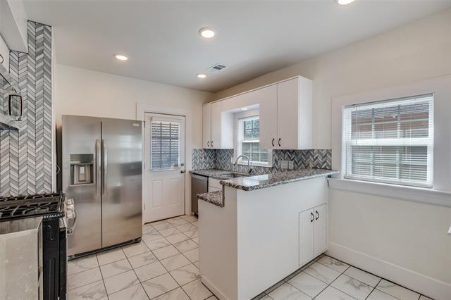 Building Photo - 4020 Herschel Ave