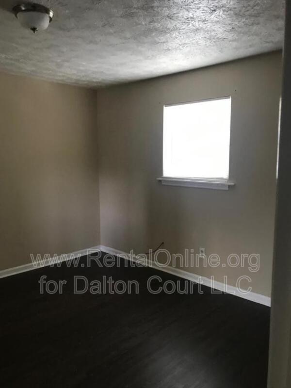 Building Photo - 1972 Cambridge Dr