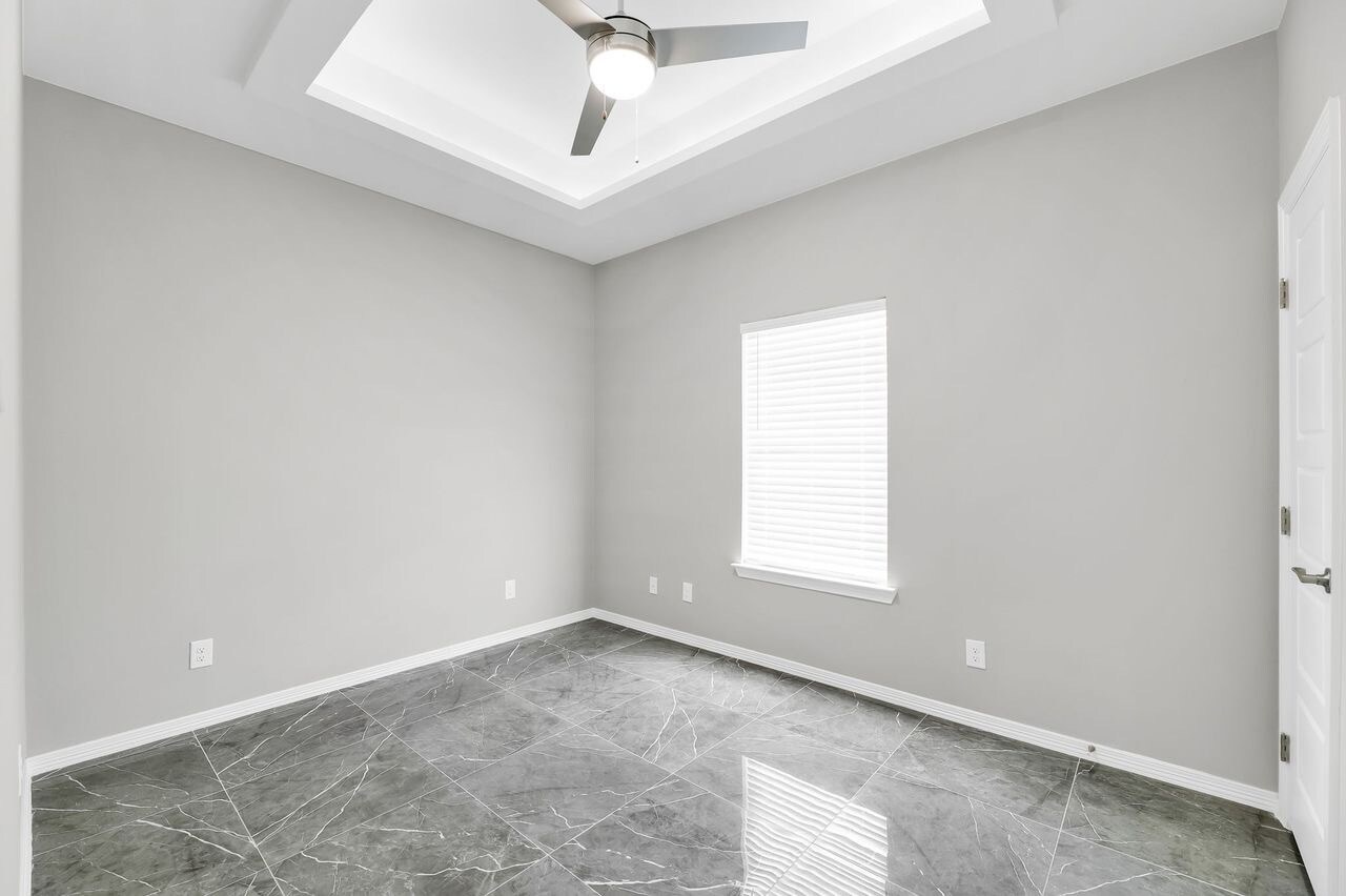 Building Photo - 4721 Magnolia Ave