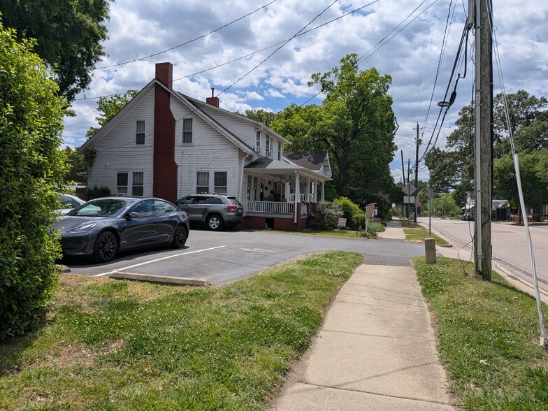 Front - 920 W Morgan St