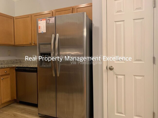 Building Photo - 110 Caribbean CT'