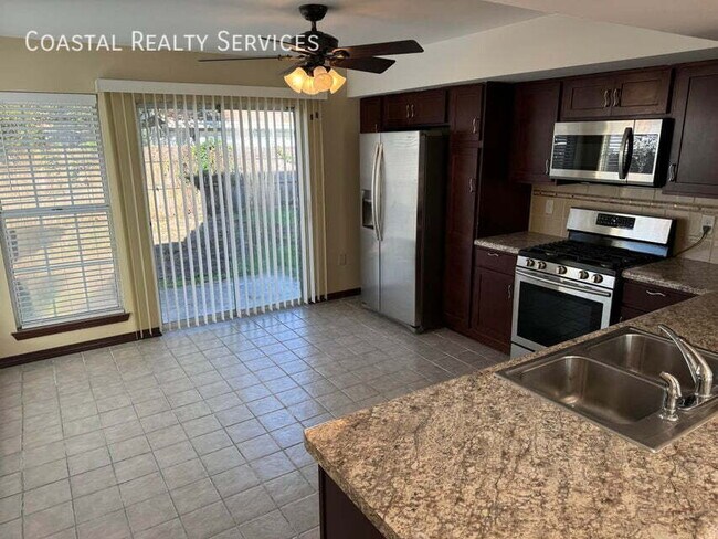 Building Photo - 380 Canterbury Cir NW