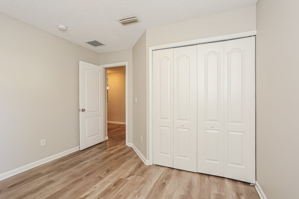 Building Photo - 12248 Pebble Point Dr W