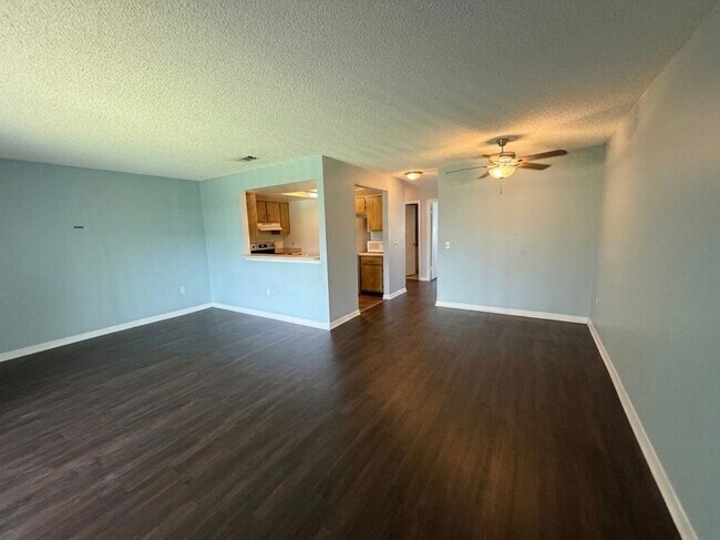 Building Photo - 1054 Mollie Ln