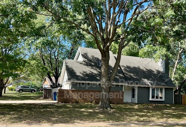 Building Photo - 3800 Stockade Ct