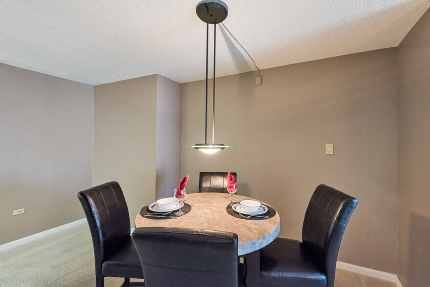 Building Photo - 1405 Curtis Street