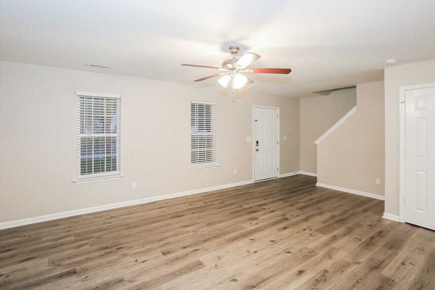 Building Photo - 2627 Marmac Rd