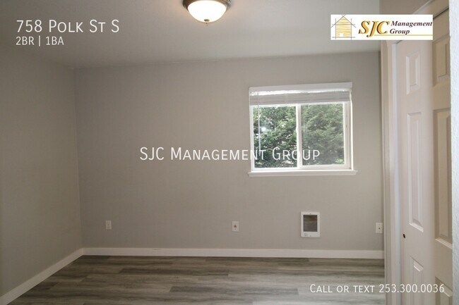 Building Photo - 758 Polk St S