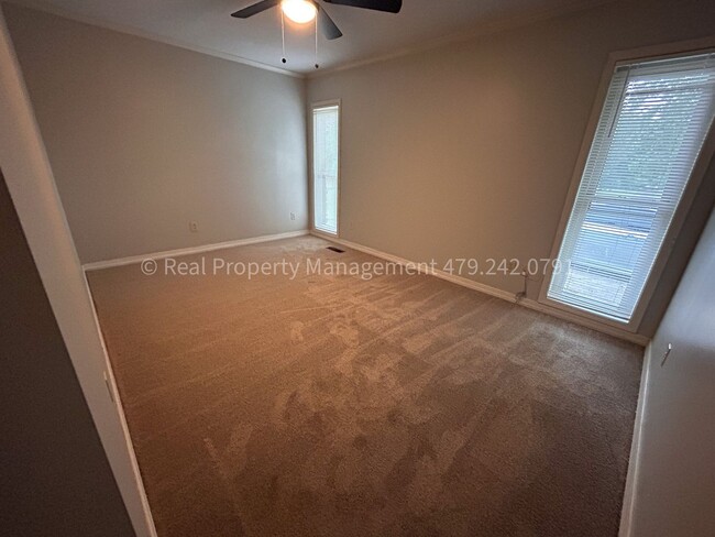 Building Photo - 11912 Rye Hill Rd S