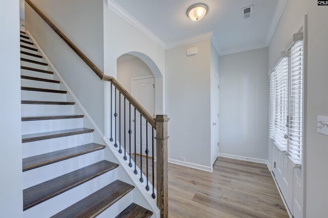 Building Photo - 151 Brockway Dr