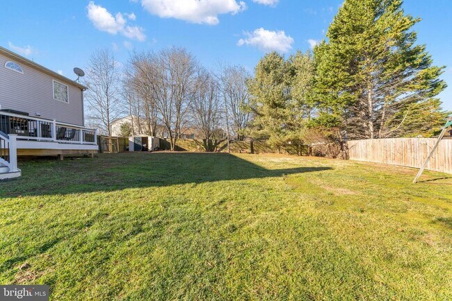 Building Photo - 7715 Wellington Glen Dr