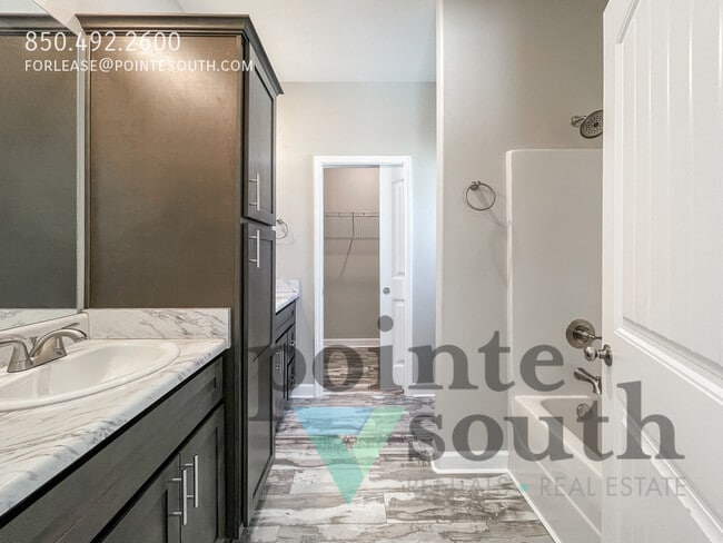 Building Photo - 5180 Burlington Ave