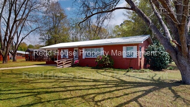 Building Photo - 107 Metcalf St