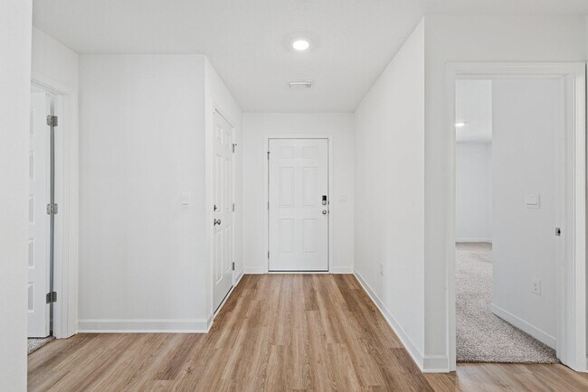 Building Photo - 439 Sweet Blossom Bend