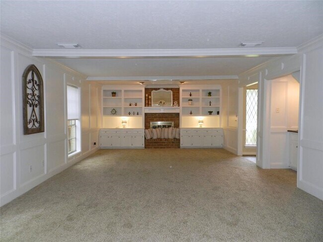 Building Photo - 9403 Oxted Ln