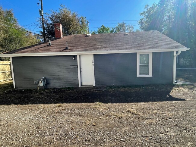 Building Photo - "Charming 2-Bedroom Wichita Home with Gleaming Hardwood Floors!"
