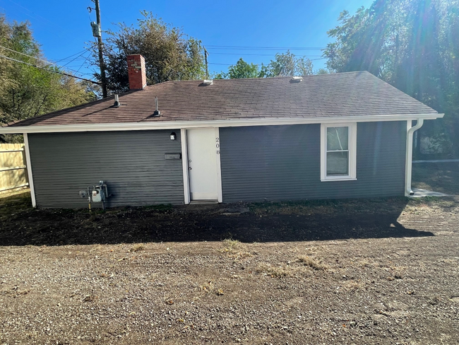 Building Photo - NO APPLICATION FEE!!!!!!!!!!!!!!!!!!! Sect...