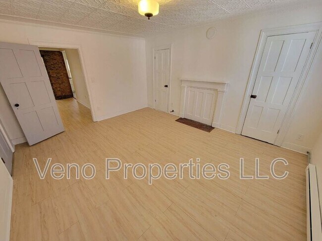 Building Photo - 3 Ashland Pl