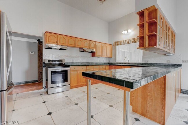 Building Photo - 4880 Dorrell Ln