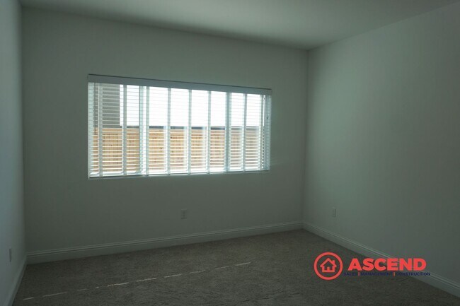 Building Photo - Gorgeous Home in Gossamer Grove!