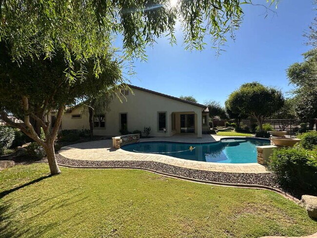 Building Photo - 4178 S White Dr