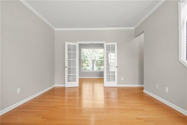 Building Photo - 1085 Blackwood Ct