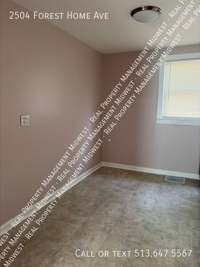 Building Photo - 2504 Forest Home Ave