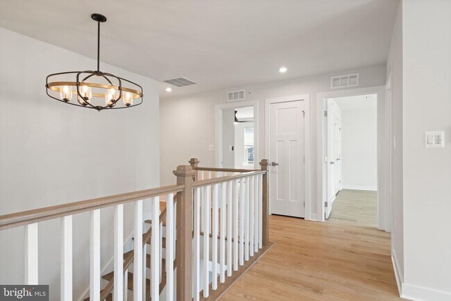 Building Photo - 7550 Mint Springs Ct