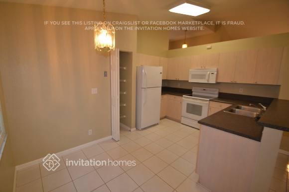 Building Photo - 3935 Majestic Palm Way