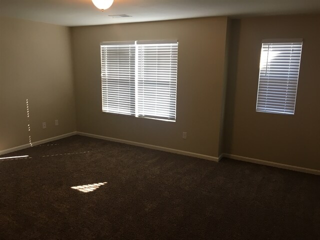 Building Photo - 106 Westwind Dr
