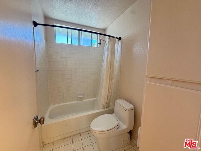 Building Photo - 5740 Canterbury Dr