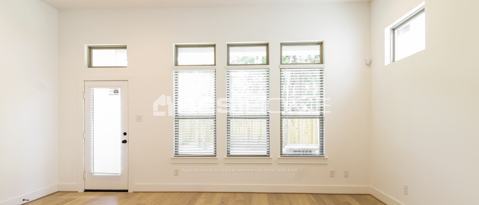 Building Photo - 3052 Truxillo St