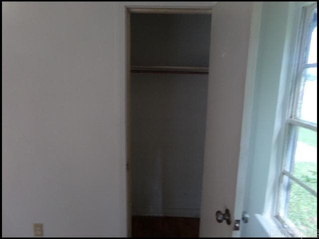 Building Photo - 129 Saunders Dr