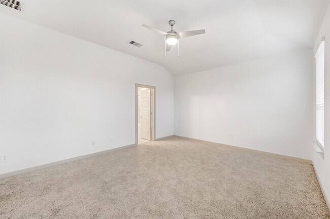 Building Photo - 29302 Pikes Peak Dr