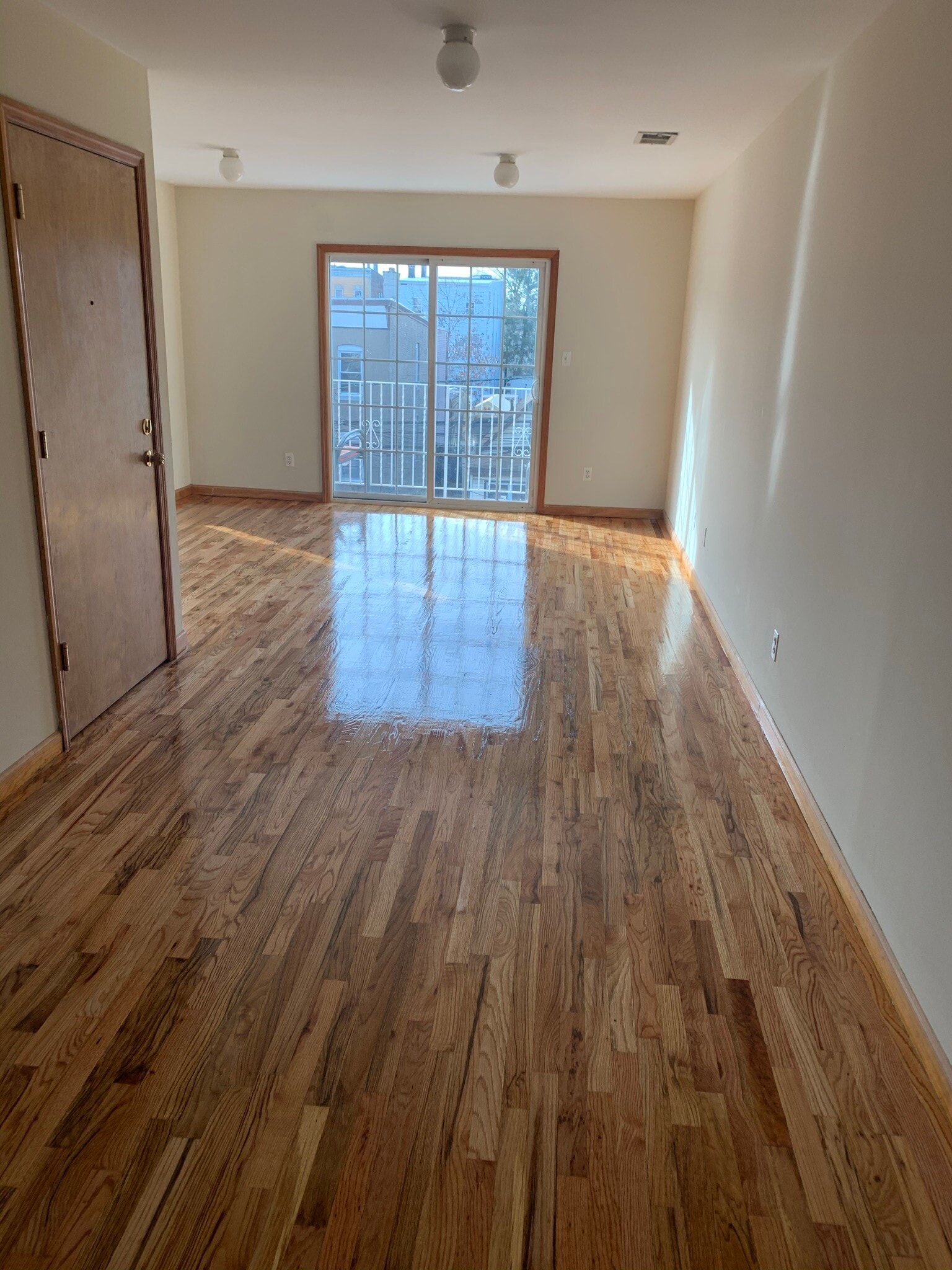 Building Photo - 555 Livingston St