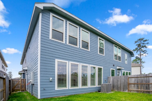 Building Photo - 613 Royal Arch Dr