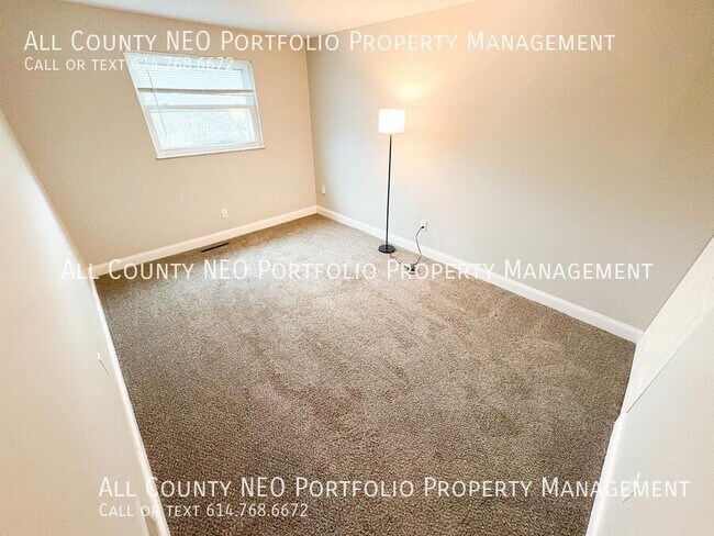 Building Photo - 4601 Paxton Dr S