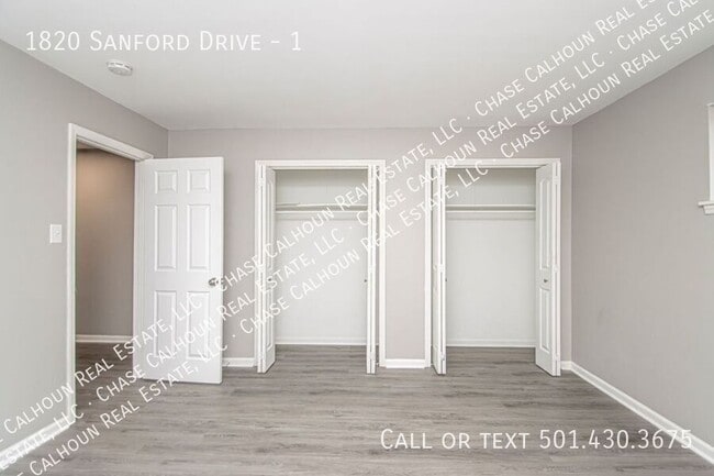 Building Photo - 1820 Sanford Dr