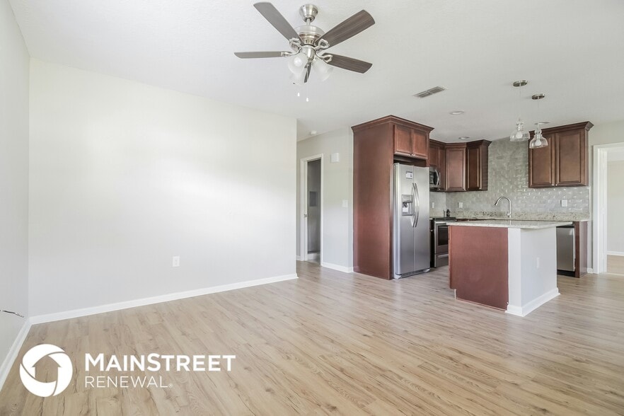 Building Photo - 2906 Paine Ln