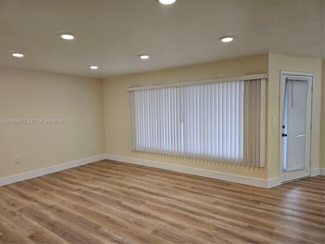 Building Photo - 2627 NW 33rd St