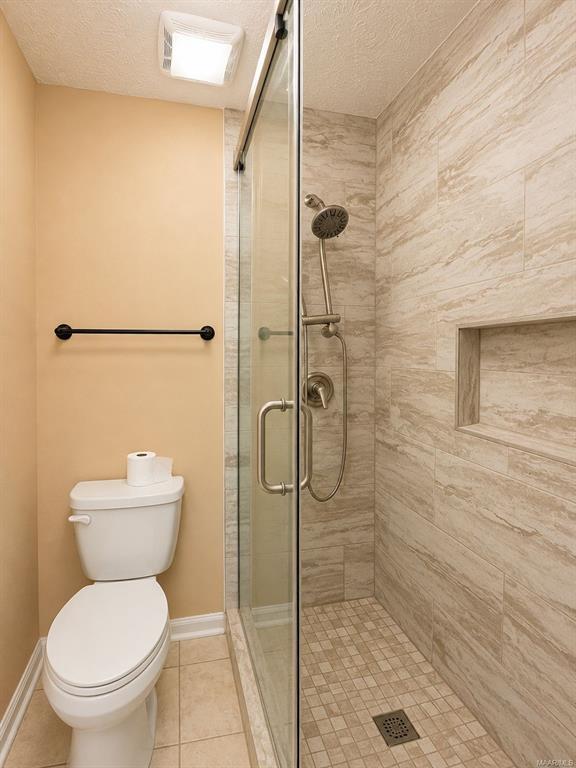 Building Photo - 8346 Grand Oaks Ct