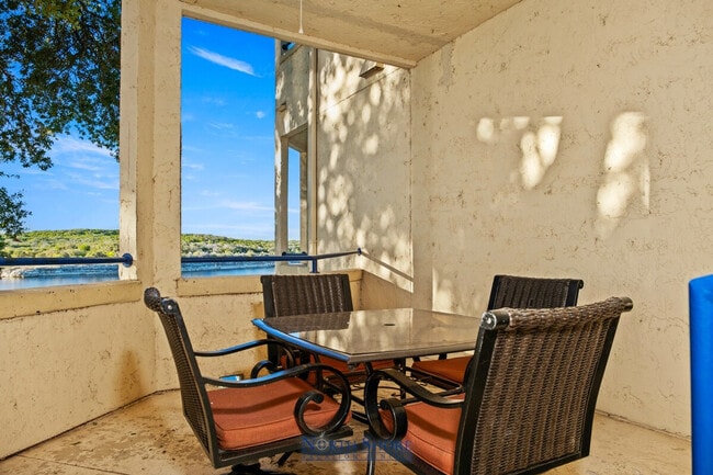 Building Photo - 3404 American Dr