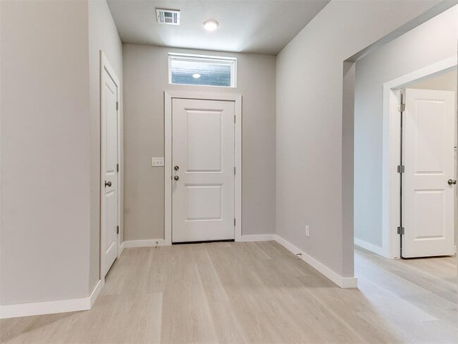 Building Photo - 8325 NW 163rd Ter