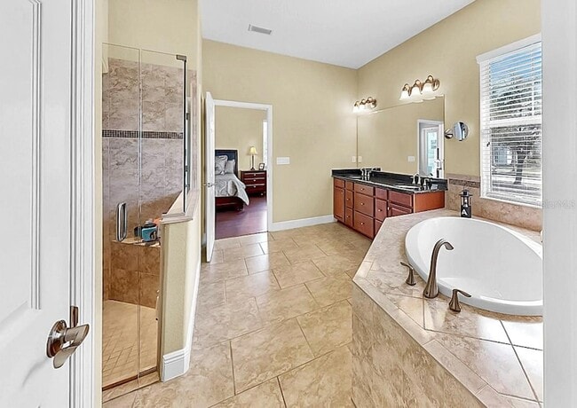 Building Photo - 613 Manns Harbor Dr